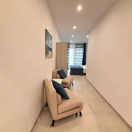 לינה וארוחת בוקר Brezza Marina